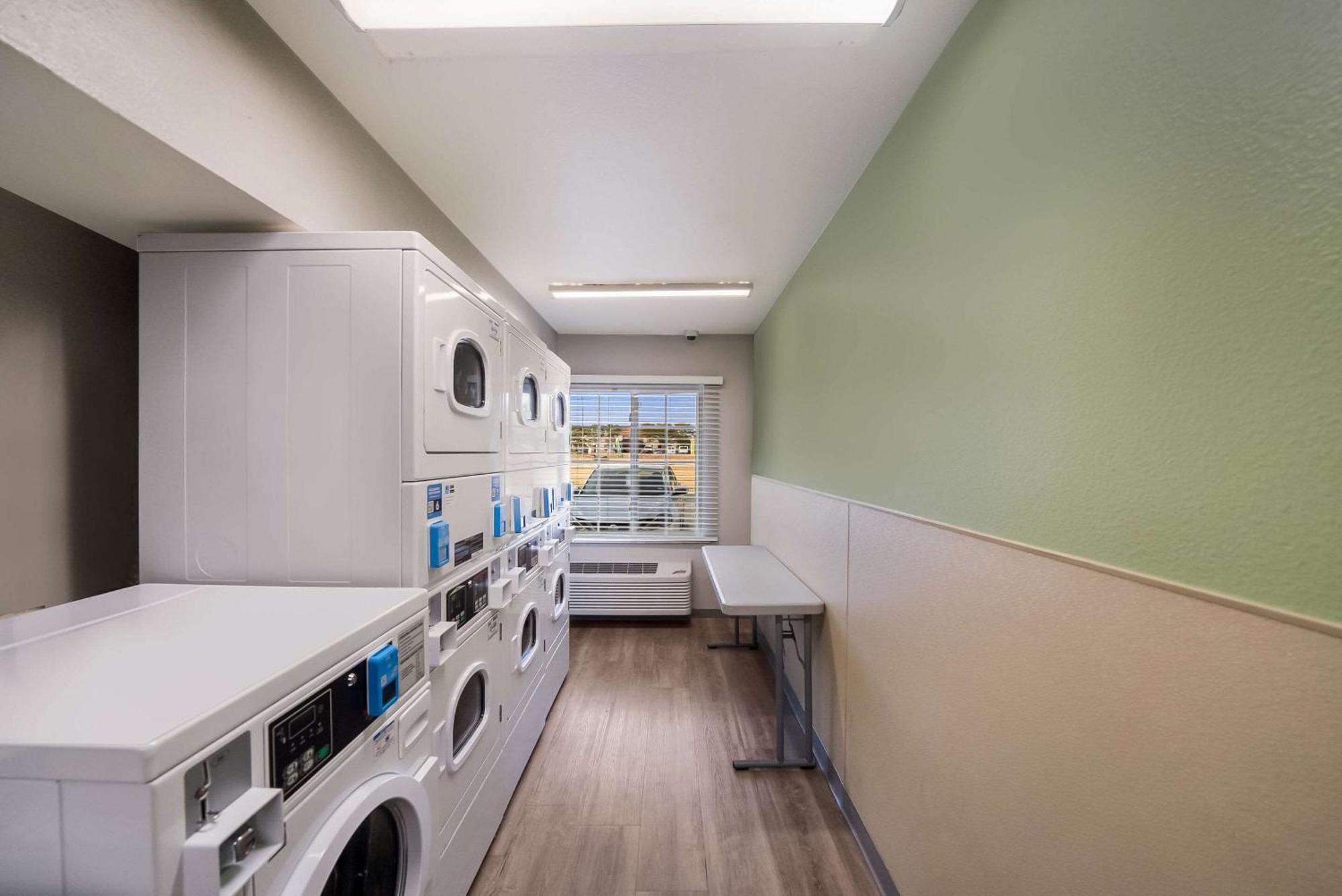 Woodspring Suites Fort Worth Fossil Creek Екстер'єр фото